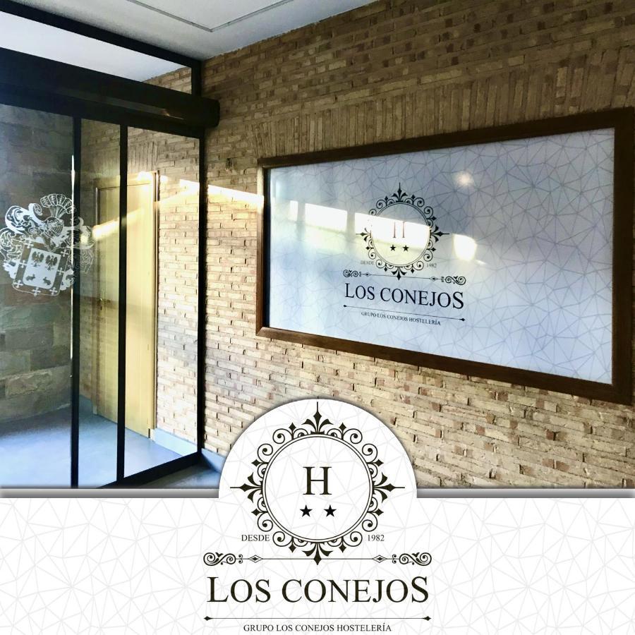 Hotel Los Conejos Mora المظهر الخارجي الصورة