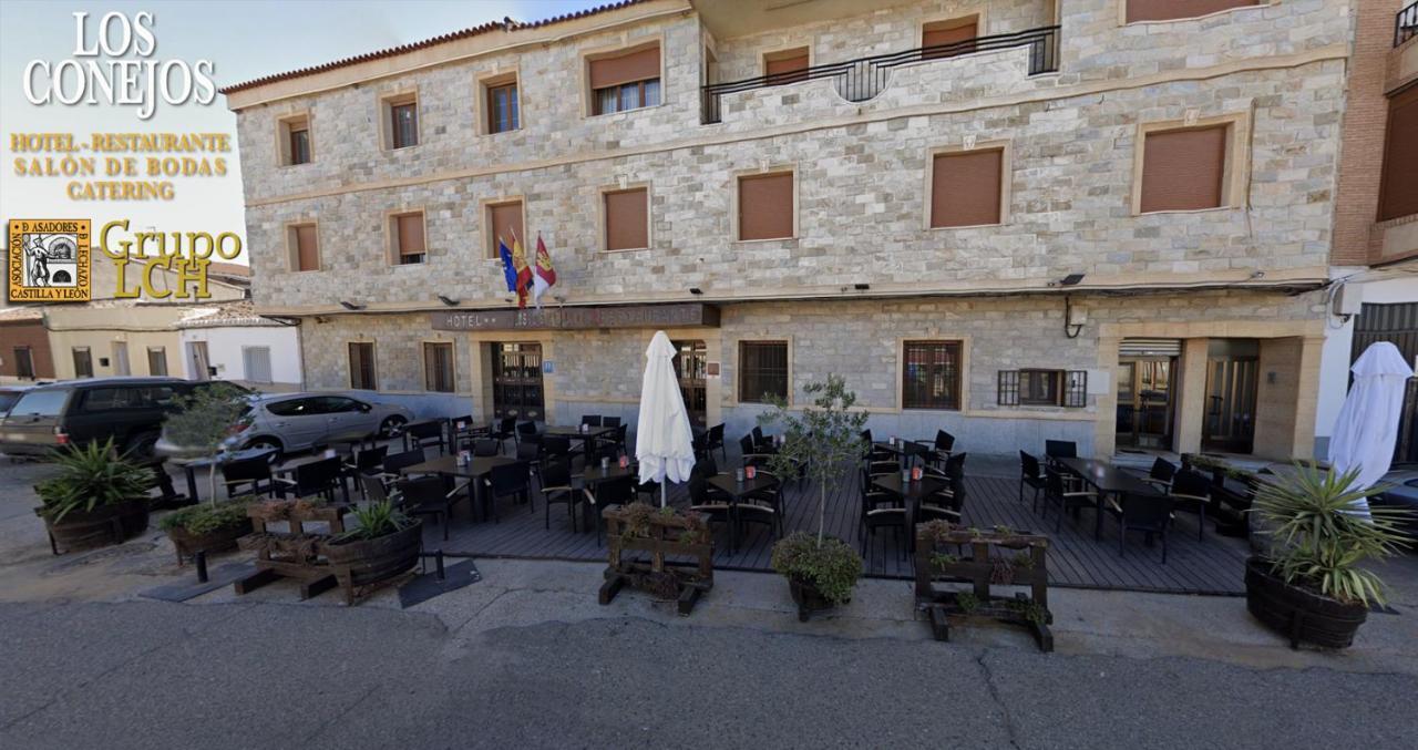 Hotel Los Conejos Mora المظهر الخارجي الصورة
