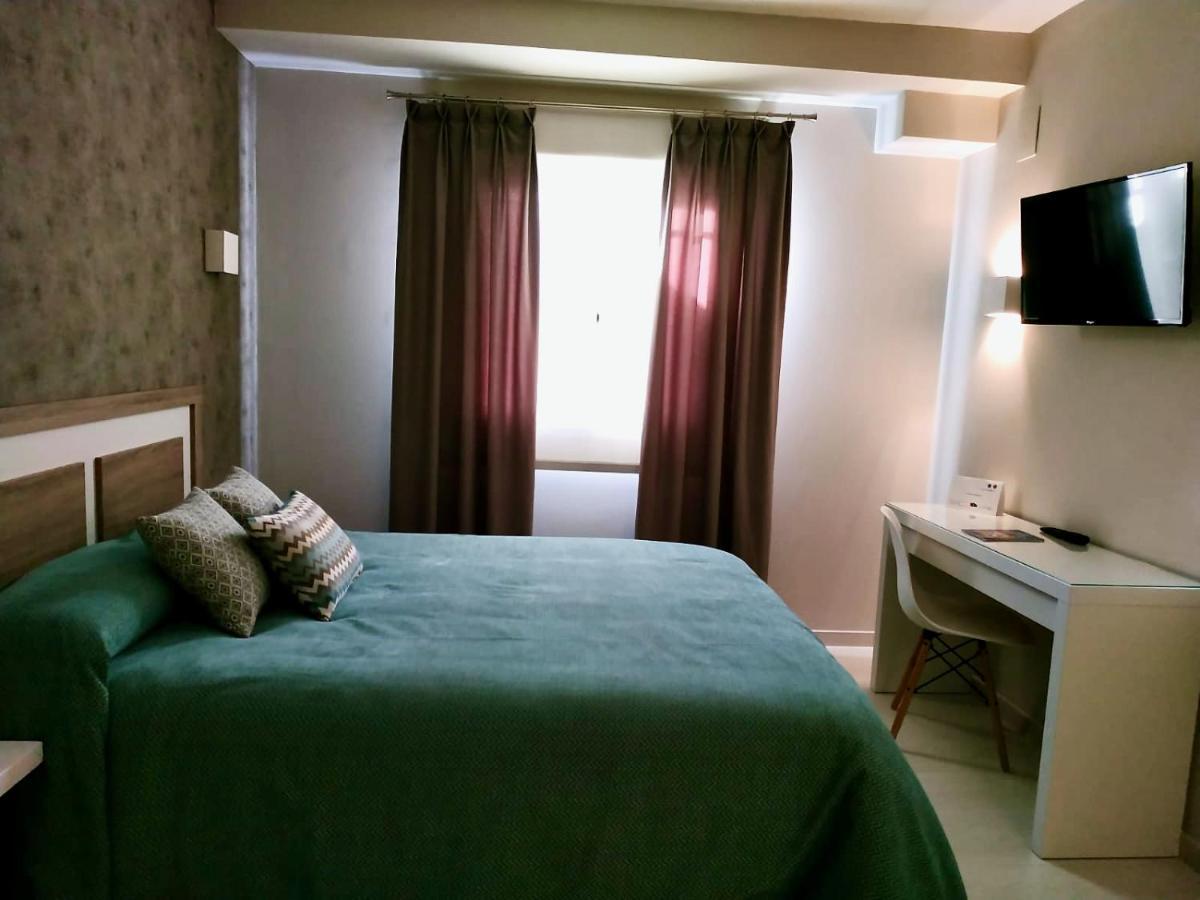 Hotel Los Conejos Mora المظهر الخارجي الصورة