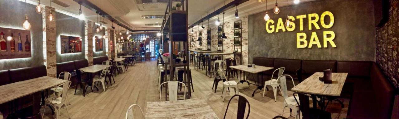 Hotel Los Conejos Mora المظهر الخارجي الصورة